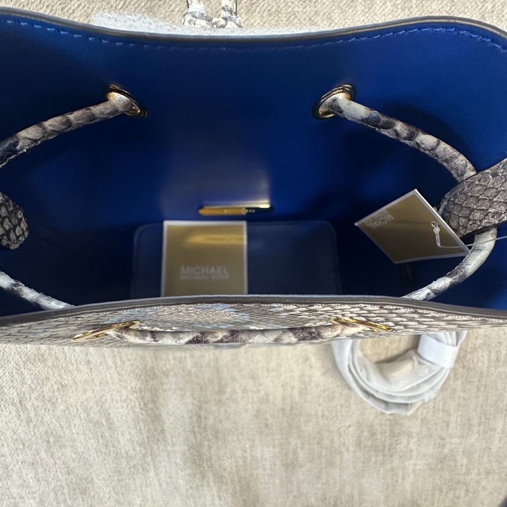 Michael Kors Snakeskin Embossed Bucket Bag and Wristlet Set Blue - Picture 6 of 14